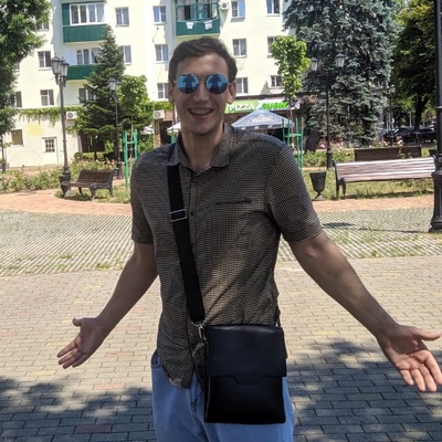 Денис Андреев